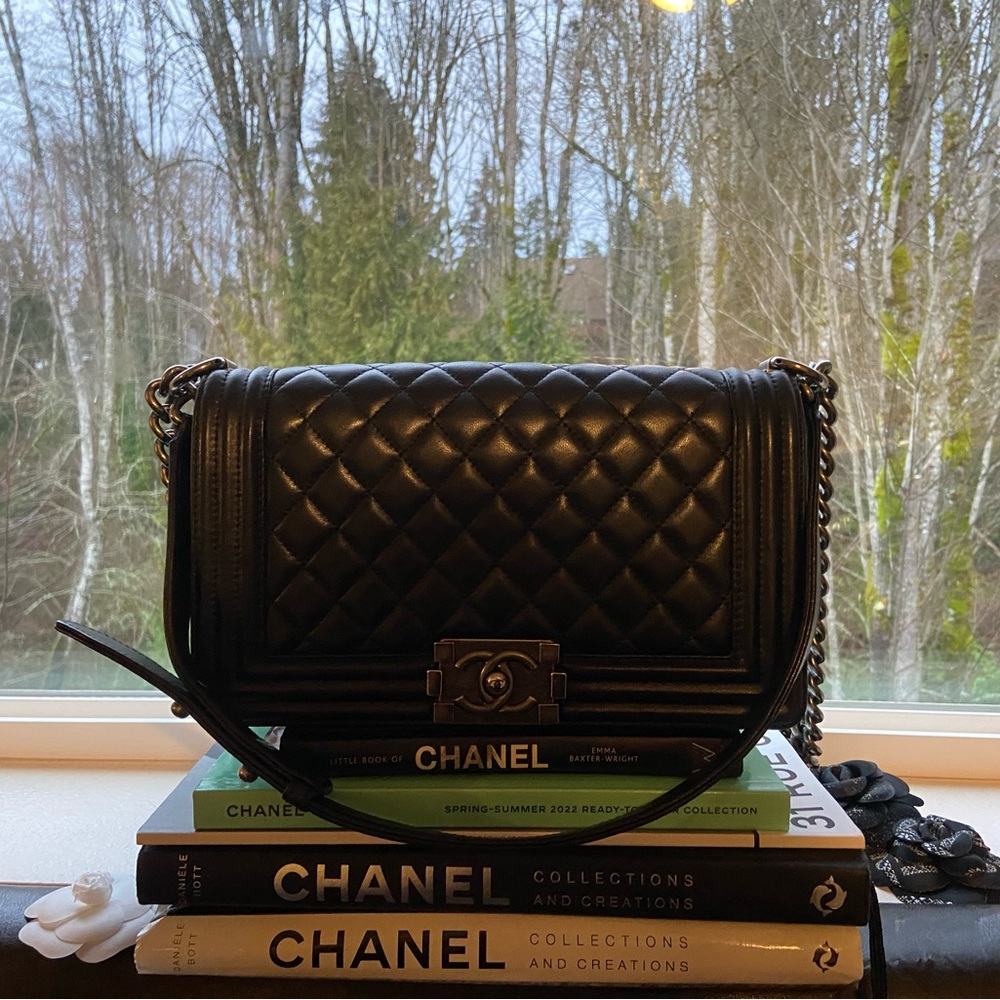 Chanel le boy bag